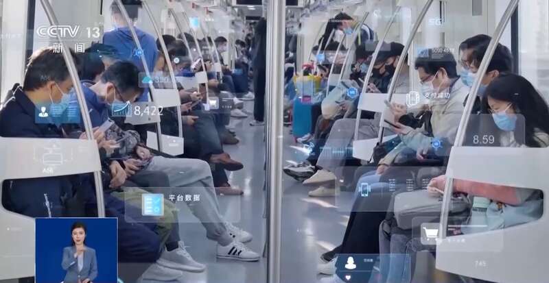 拼西凑DeepSeek教程卖课冰球突破技巧转发提醒！有人东(图1)